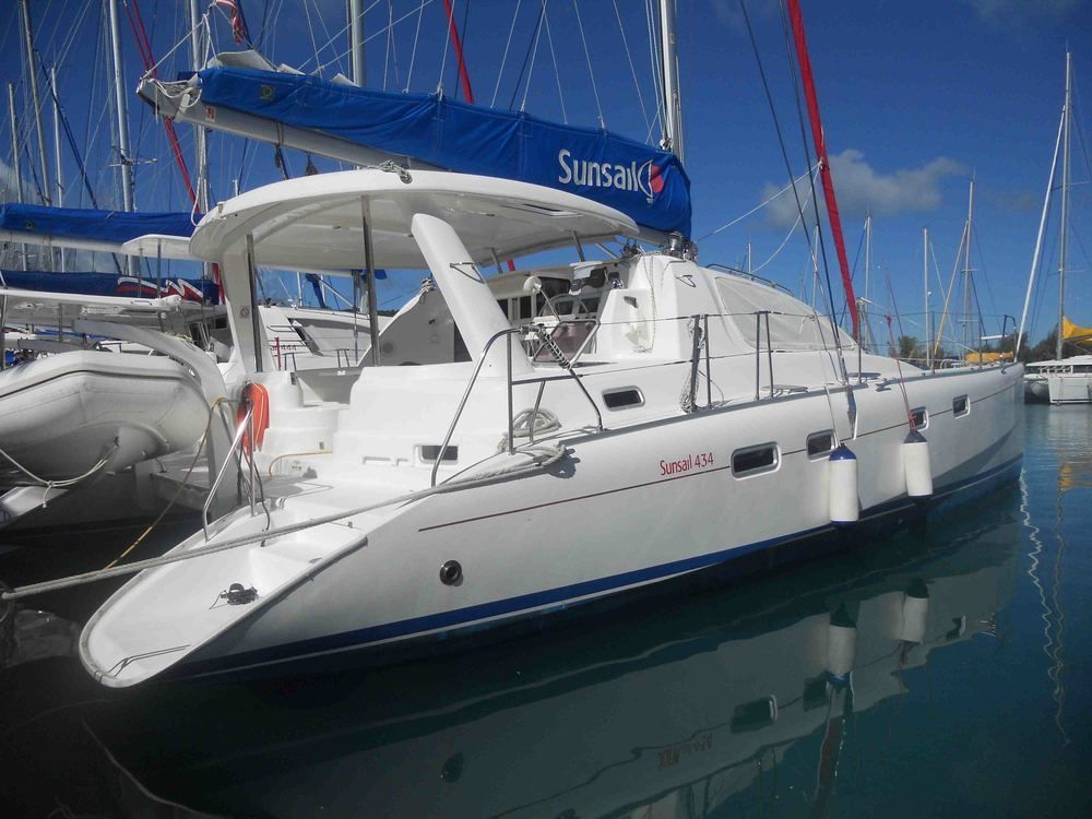 Tahiti Sail And Dive Hotell Vaitape Exteriör bild